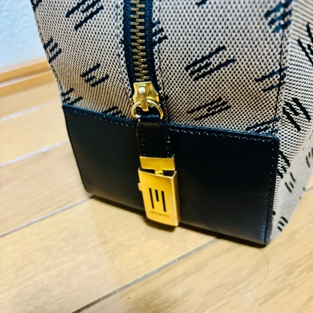 Missoni Leather/Canvas Beige and Black Handbag/Duffle bag with Pattern